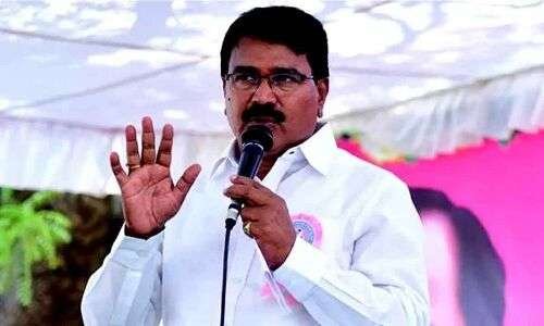  Singireddy condemns Congress for pending jobs in Palamuru area