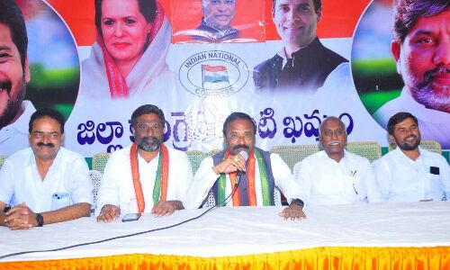 vexed by BJP looking toward Congress