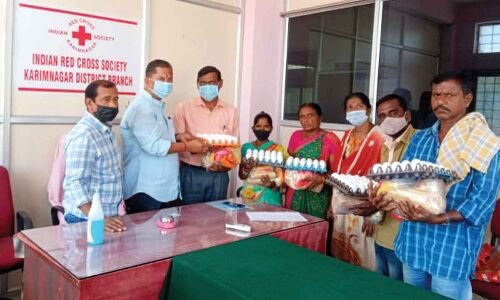  Red Cross distributes  nutrient to TB patients