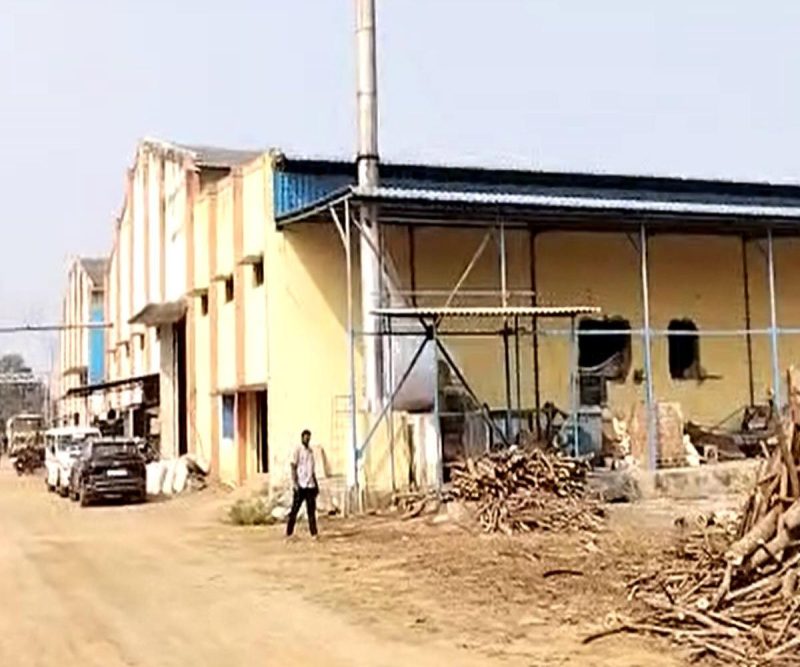 Seven employees pass away in Andhra manufacturing facility while cleaning up oil vessel