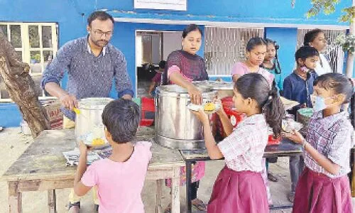 City’s Government School Students Benefit from NGO’s Breakfast Program