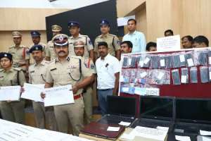Cyberabad Police successfully apprehend gang involved in data theft in Hyderabad.