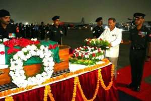 Full Military Honours as Lt Col VVB Reddy’s Mortal Remains are Moved to His Hyderabad Residence