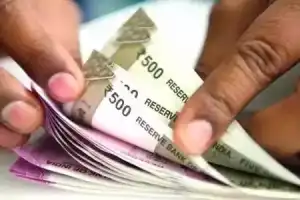 Hyderabad imposes Rs 50,000 fine for violating Rs 10 pricing regulation
