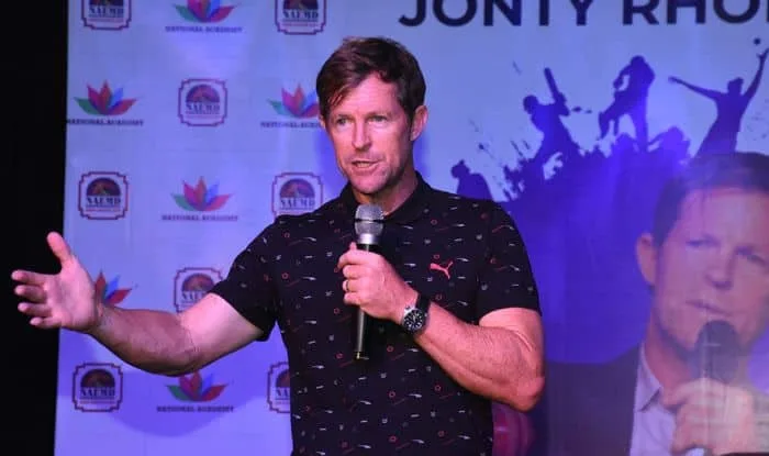 Jonty Rhodes Claims Ravindra Jadeja as the Best Fielder in the World for IPL 2023