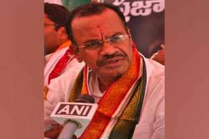 Komatireddy Venkat Reddy urges for a CBI probe into the cellulose escape through an opening display case in Telangana