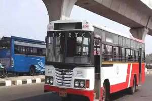 Passengers narrowly avoid danger as TSRTC bus catches fire.