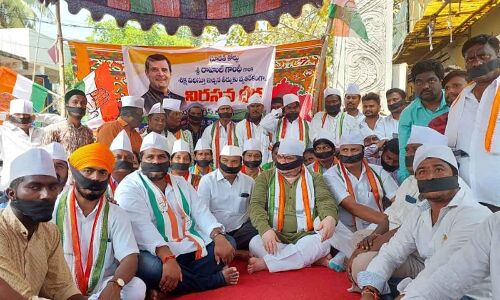 Ponnam Prabhakar accuses BJP of plotting against Rahul Gandhi