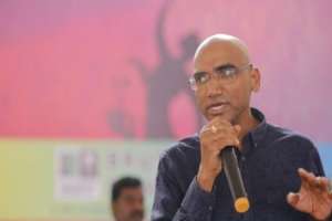 RSP claims that TSPSC members are followers of Chief Minister KCR