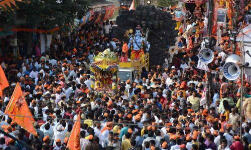 Shobha Yatra steals the spotlight as Hyderabad City celebrates Rama Navami with enthusiasm
