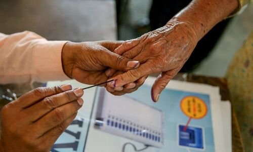  Telangana: Polling continues for Teacher MLC posts in Mahbubnagar
