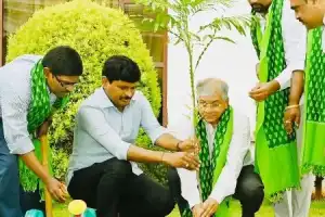 Ambedkar’s grandson in Hyderabad accepts Green India challenge