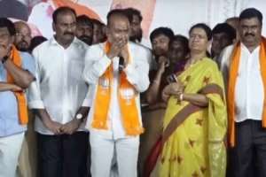 Bandi accuses KCR of deceiving youth during his 9-year tenure in Mahbubnagar