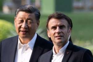 Biden and Macron Hold Talks to Alleviate Tensions Following French Leader’s Comment on Taiwan.