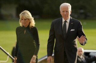 Biden’s Income and Tax Payments in 2022: Earnings of $579,514 and Taxes Paid of $137,658 Reported