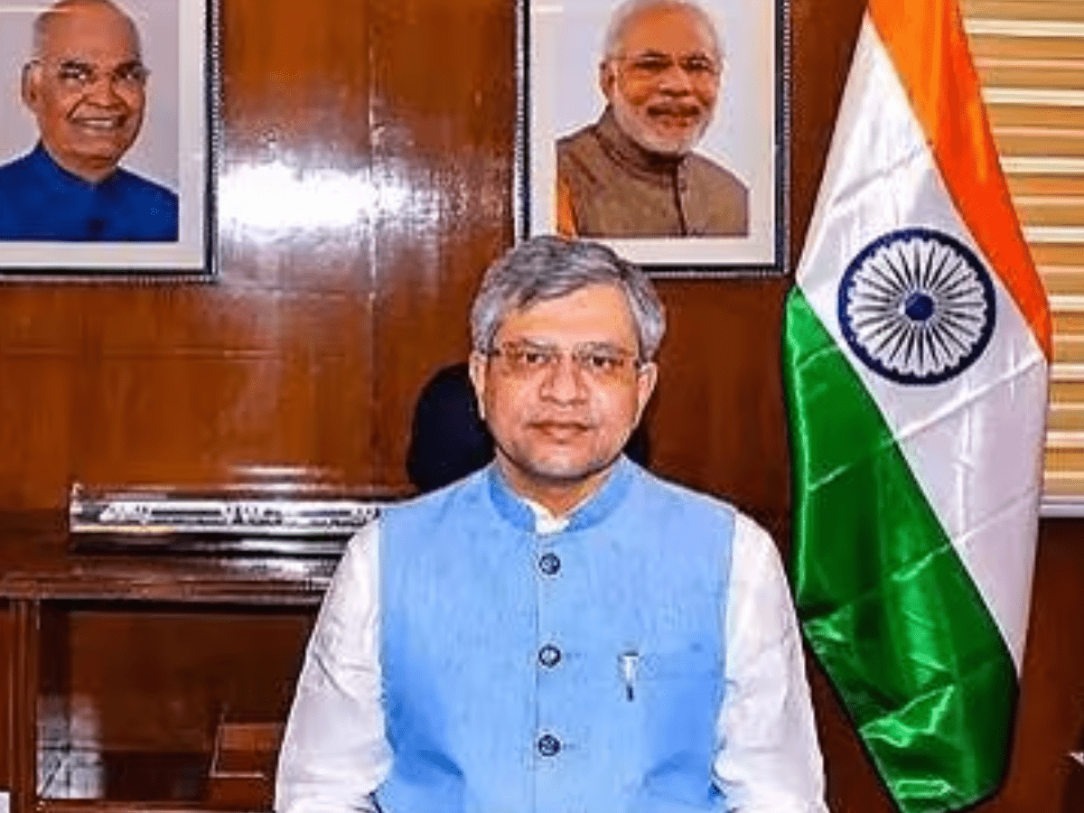 Centre to release Rs 986 crore for Telangana’s rail projects