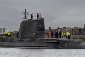 Confidential Information on UK Royal Navy’s Nuclear-Powered Submarine Discovered in Restroom of Pub