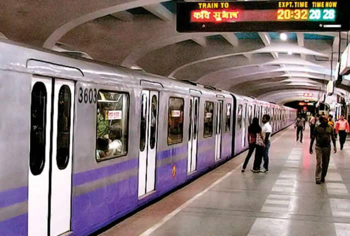Details on Kolkata’s Midnight Metro Trains During IPL Days: Timings and More