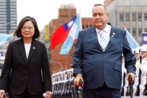 During Taipei Visit, Guatemala President Vows Unreserved Backing for Taiwan