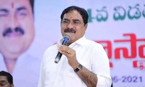 Errabelli Dayakar Rao announces all-inclusive strategy for Thorrur’s advancement.