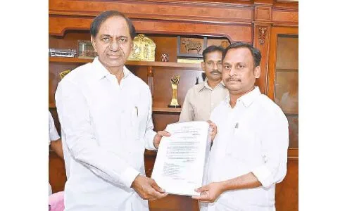 Gellu Srinivas Yadav named as TSTDC chief by CM KCR