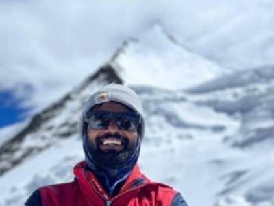 Indian Climber Anurag Maloo Revived by Doctors in Nepal After 3 Hours; Brother States Condition Continues to be Critical