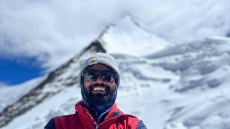 Indian Climber Anurag Maloo Revived by Doctors in Nepal After 3 Hours; Brother States Condition Continues to be Critical