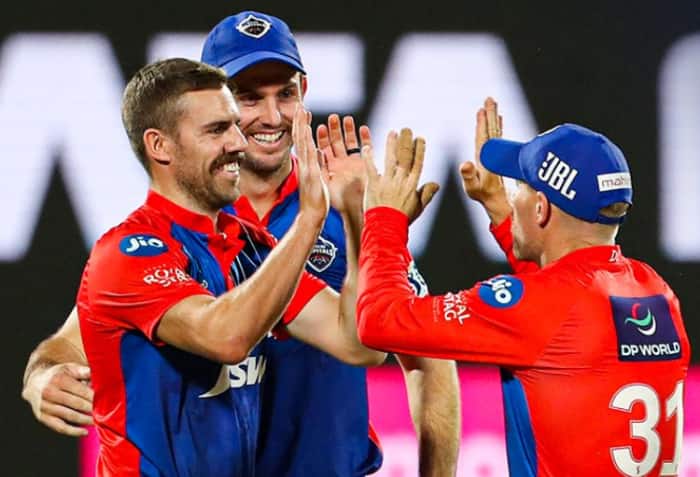 “IPL 2023 Points Table Update: Rajasthan Royals Remain at the Top After DC vs KKR Match 28; Faf du Plessis Claims Orange Cap and Mohammed Siraj Leads in Purple Cap”