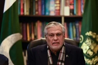 Ishaq Dar, Pakistan’s Finance Minister, Scraps US Visit in Light of Political Turmoil