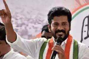 KCR and KTR targeted by Revanth Reddy’s tweets