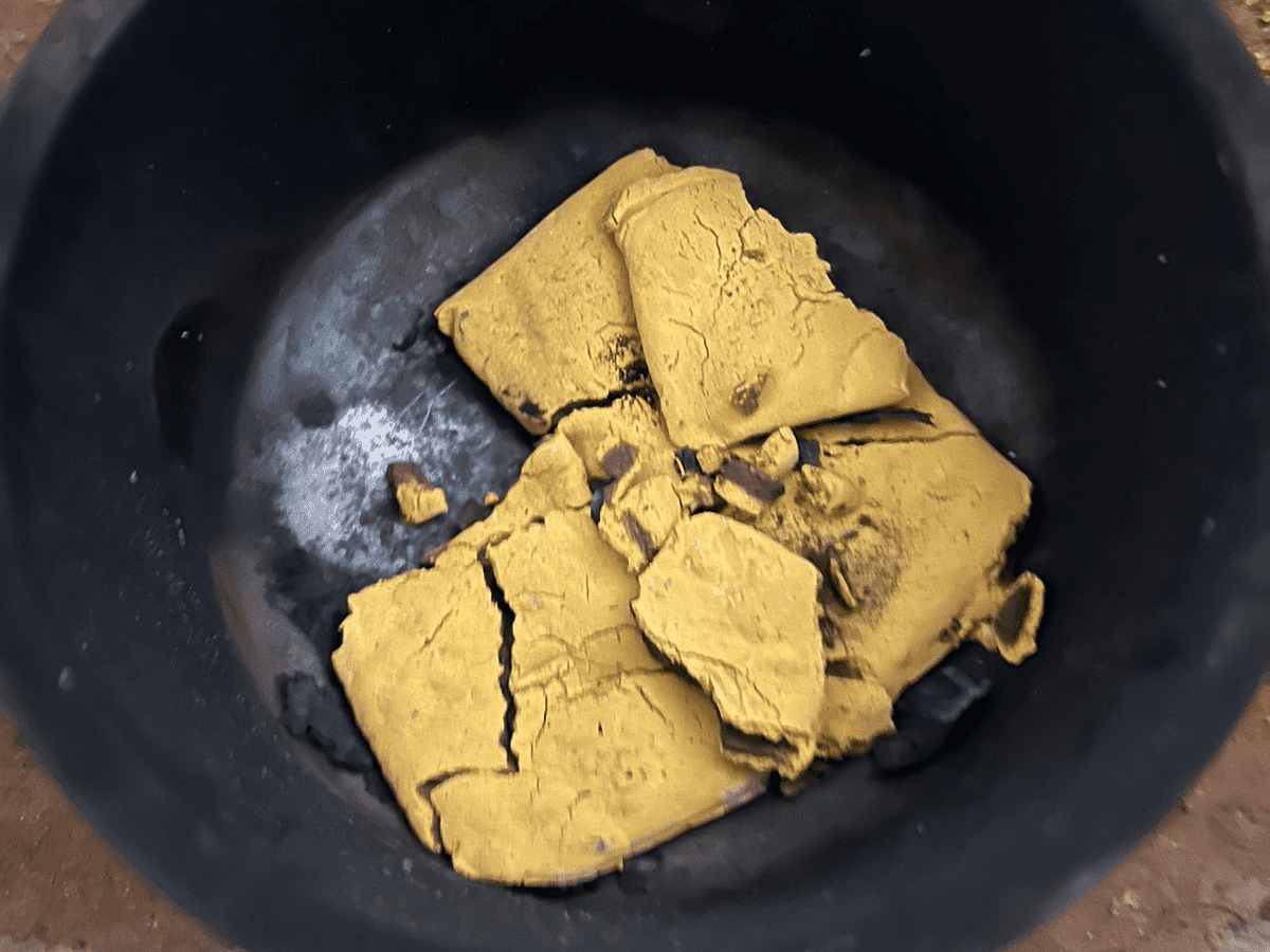 Man caught with gold worth Rs 12.94L at Hyderabad airport by authorities