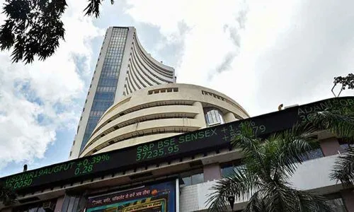 Markets experience slight gains in volatile trading session.