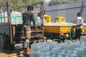 Mineral Water Cans in Twin Cities Sold Out as Temperature Increases in Hyderabad