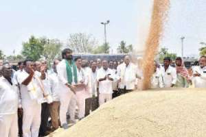 Minister Srinivas Goud states that Telangana is the only state to purchase grain every season in Mahabubanagar.