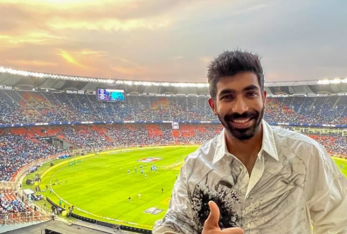 Mumbai Indians Receive Jasprit Bumrah's Boost Prior to IPL 2023 Match Against Gujarat Titans.