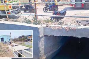 Neglect takes its toll on Mir Alam lake, turning historic jewel into polluting pond.