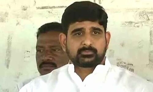Padi Kaushik Reddy accuses Eatala Rajender and Revanth Reddy of staging a drama in Hyderabad