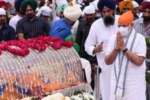 Parkash Singh Badal, Akali Dal Patriarch, Received Respects from PM Modi