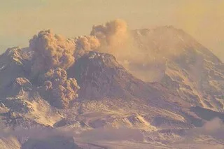 Russia’s Shiveluch Volcano Eruption: Air Traffic at Risk, Ash Plume Reaches 10kms High