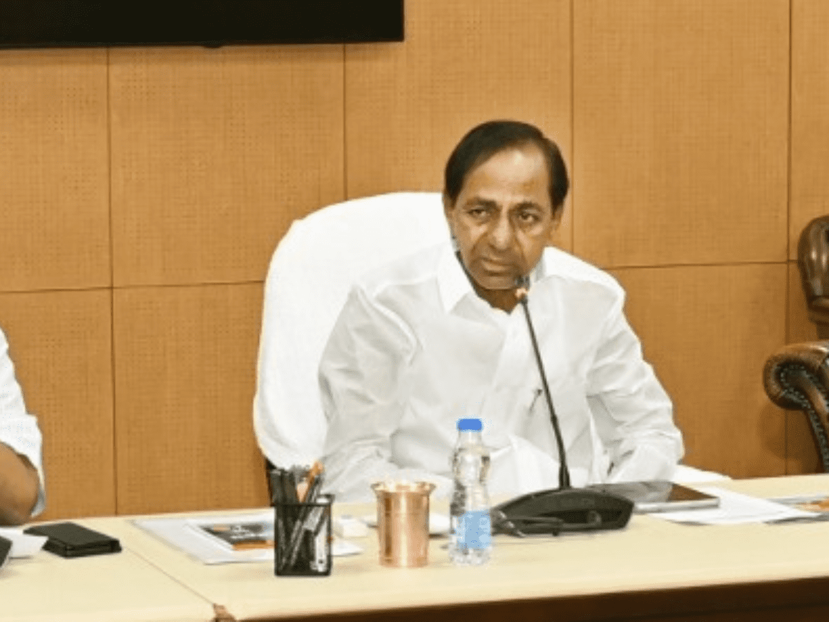Telangana Chief Minister KCR approves establishment of 7,000 paddy procurement centers.