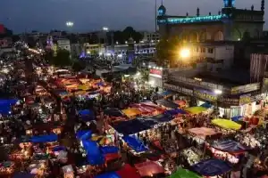 The City of Hyderabad Prepares for the Festive Spirit of Eid as Markets Bustle with Shoppers