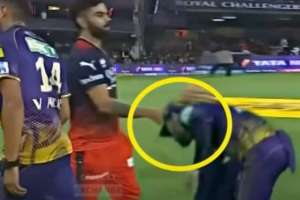 Watch: Rinku Singh Touches Virat Kohli’s Feet as KKR Defeats RCB by 21 Runs in IPL 2033