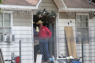 Women in Texas use their bodies as shields to protect babies, victims shot above the neck | Earns 10 points