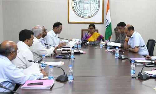 “YTDA urged to increase revenue targets by CS Santhi Kumari in Hyderabad”