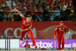 After Defeat to Delhi Capitals, Punjab Kings Skipper Shikhar Dhawan Left Frustrated in IPL 2023