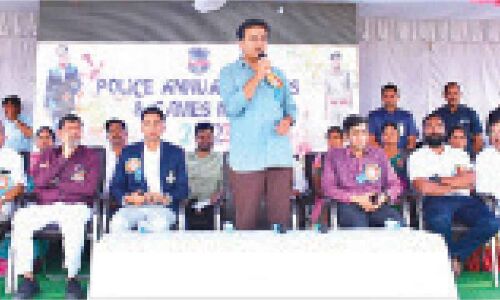 Auto App Ensuring Safety of Travelers Launched by KT Rama Rao in Sircilla