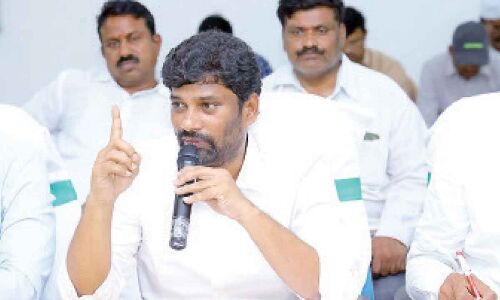 Balka Suman urges for grand celebration of Telangana State’s decennial in Mancherial