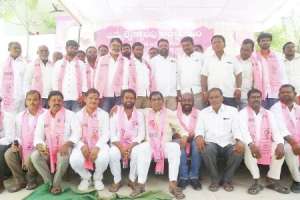 BRS welcomes ex-Congress members