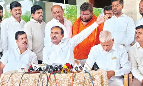 “Eatala reports Bandi’s diligent efforts for the party”