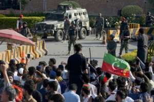 Exclusive: Army Cadre Lacks Command and Control, Present and Future Tense in Pakistan are Misaligned